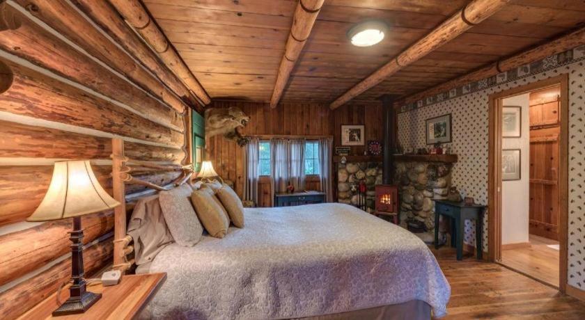 The Davies Family Inn - Adults Only بليسرفيل المظهر الخارجي الصورة